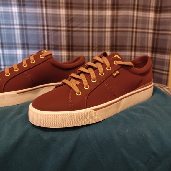 Keds Jump Kick Duo Vegan Buck Burgundy & Mauve Sneaker 11M NWOT - Picture 2 of 5